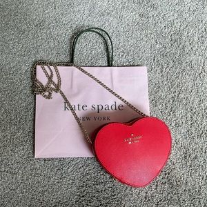 BNWOT Kate Spade Love Shack mini heart purse in Red